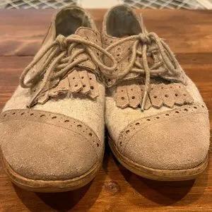 NWT Toms Men Borgue Oxfords, Desert Taupe, SZ.8.5, Toms | Shoes | Toms Shoes Mens 8 Brown Brogue Oxford  main image 4